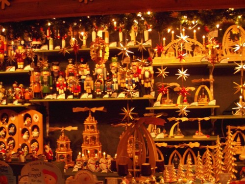 2013/11 – Die Vorweihnachtszeit beginnt auch mit der Eröffnung der Weihnachtsmärkte.